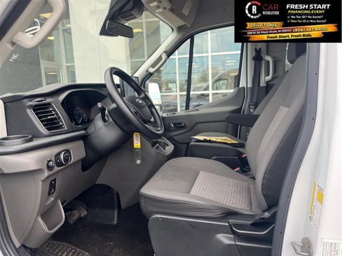 Used 2024 Ford Transit 350 XLT image 13