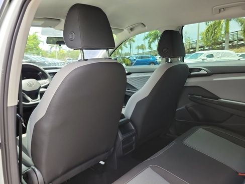 Used 2022 Volkswagen Taos S FWD image 10