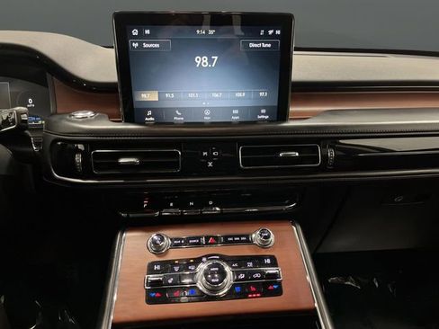 Used 2020 Lincoln Aviator Grand Touring w/ Equipment Group 302A image 9