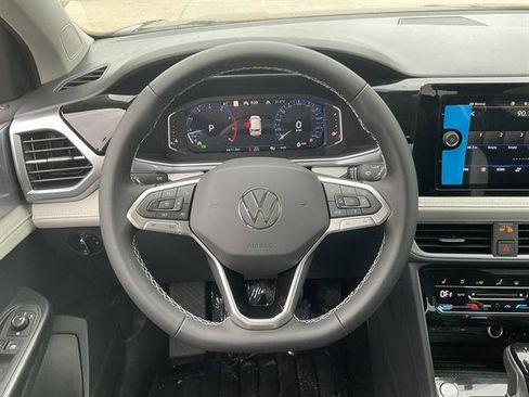 New 2025 Volkswagen Taos SEL image 11