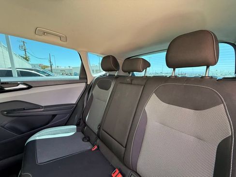 Certified 2024 Volkswagen Taos S FWD image 7