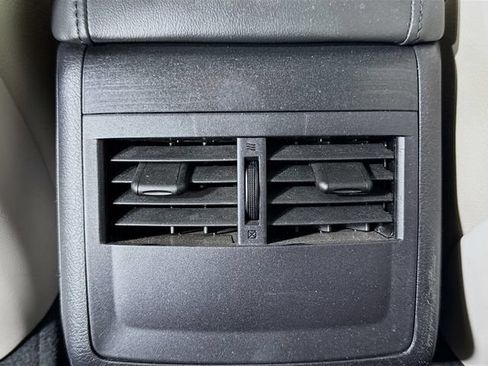 Certified 2016 Toyota Avalon Touring FWD image 26