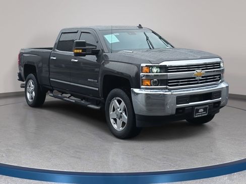 Used 2015 Chevrolet Silverado 2500 LTZ w/ Duramax Plus Package image 4