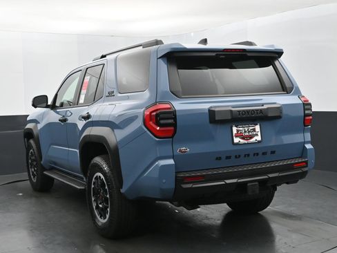 Used 2025 Toyota 4Runner TRD Off-Road Premium AWD/4WD image 4