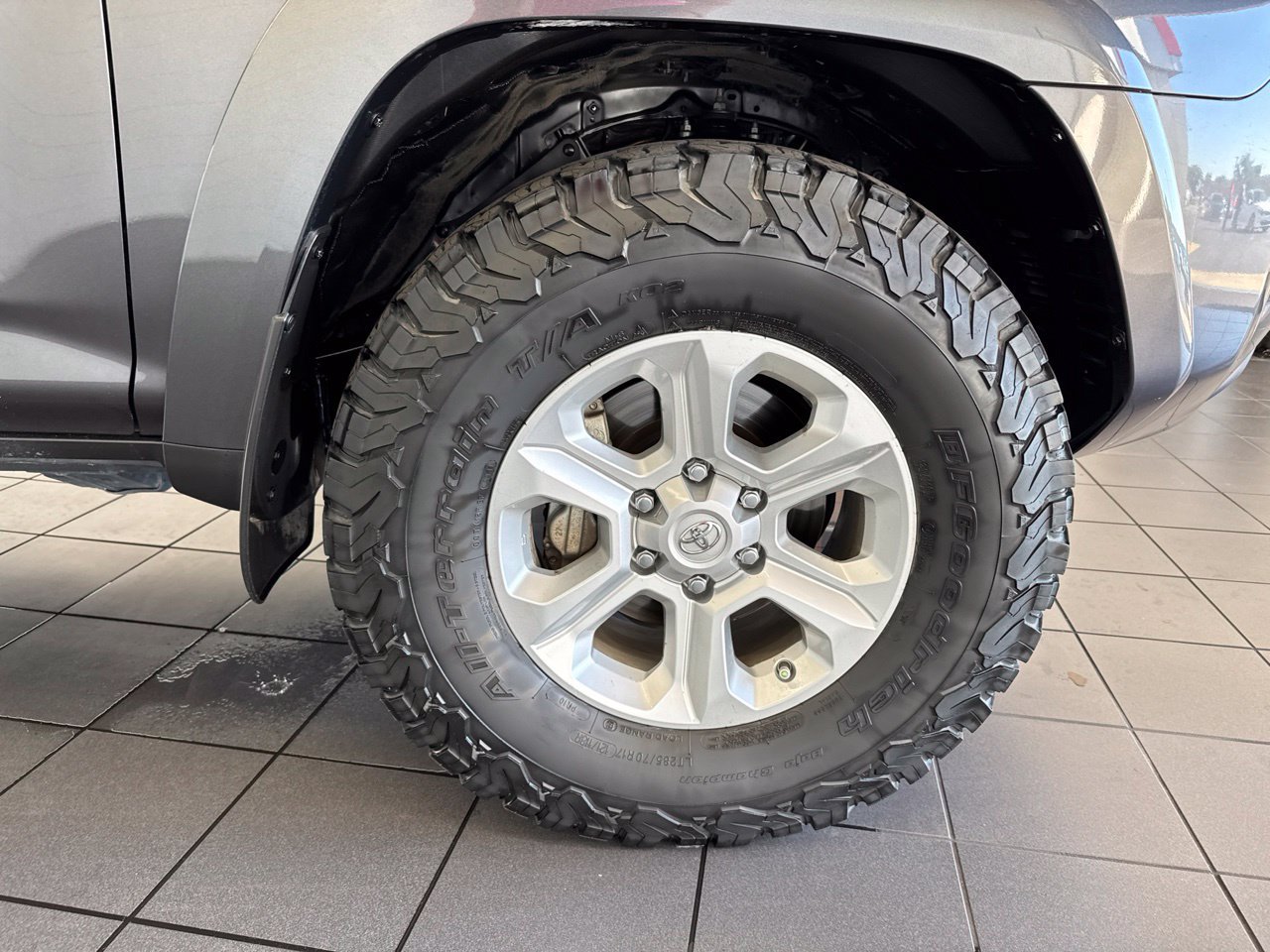 Used 2023 Toyota 4Runner SR5 Premium w/ Moonroof Package AWD/4WD image 55