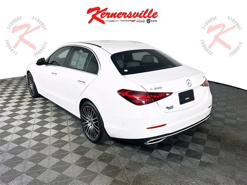 Used 2023 Mercedes-Benz C 300 4MATIC Sedan image 5