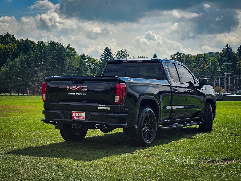 Used 2020 GMC Sierra 1500 Elevation w/ Elevation Value Package AWD/4WD image 3
