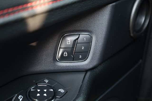 Used 2021 Ford Expedition Limited AWD/4WD image 18