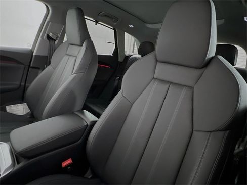 New 2025 Audi Q5 Premium Plus image 10