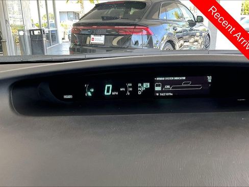 Used 2010 Toyota Prius Five image 13