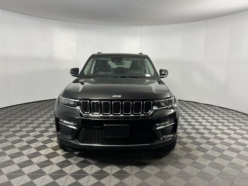 Used 2023 Jeep Grand Cherokee Limited image 11