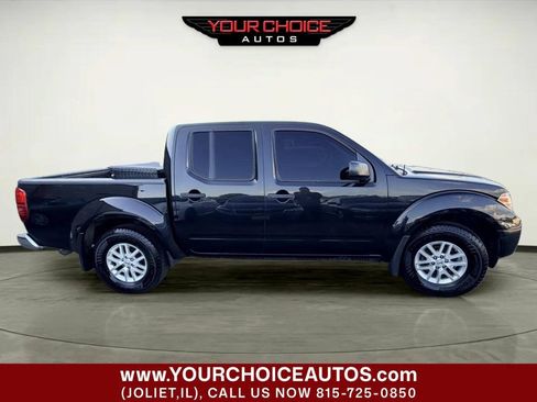 Used 2019 Nissan Frontier SV AWD/4WD image 2