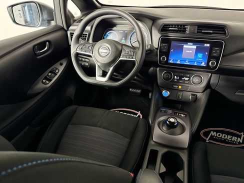 Used 2023 Nissan Leaf S image 28