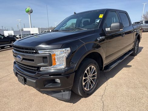 Used 2020 Ford F150 XLT w/ Equipment Group 302A Luxury image 3