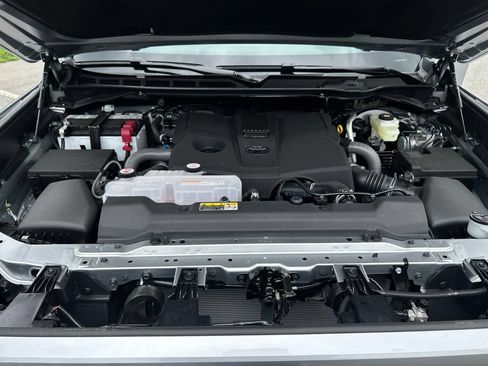 New 2026 Toyota Tundra SR5 AWD/4WD image 25