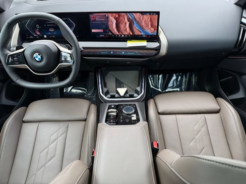 Used 2025 BMW X3 xDrive30i AWD/4WD image 10