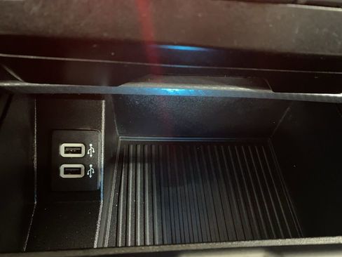 Used 2020 Ford F150 XLT w/ Equipment Group 302A Luxury AWD/4WD image 37