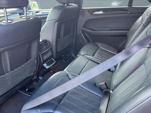 Used 2018 Mercedes-Benz GLS 450 4MATIC image 9