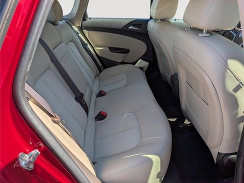 Used 2014 Buick Verano FWD image 12
