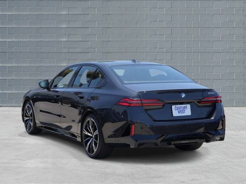 Used 2026 BMW 530i w/ M Sport Package RWD image 3