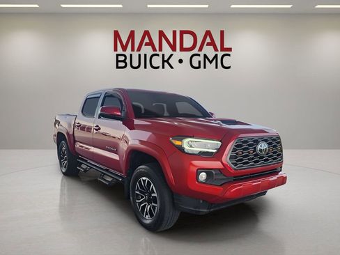 Used 2022 Toyota Tacoma TRD Sport w/ TRD Premium Sport Package RWD image 4