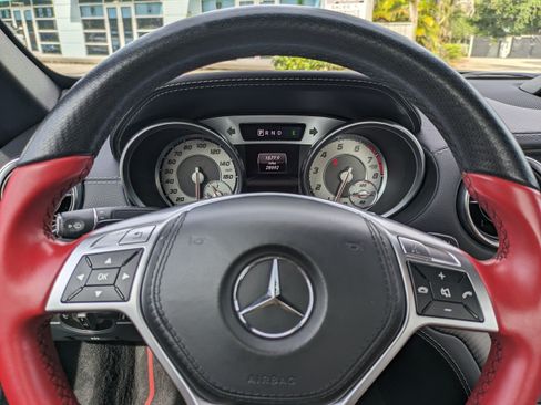 Used 2016 Mercedes-Benz SL 550 image 26