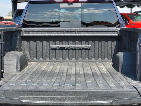 Used 2023 GMC Sierra 1500 Denali w/ Denali Reserve Package AWD/4WD image 26