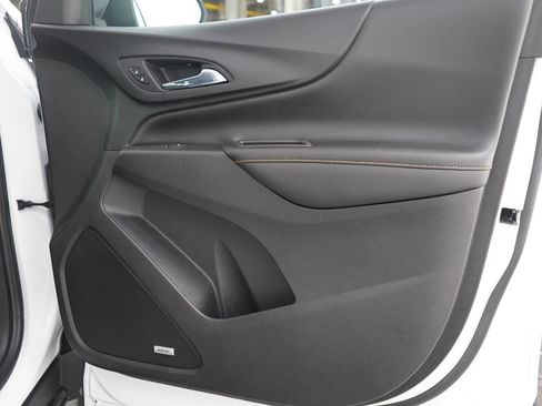 Used 2021 Chevrolet Equinox Premier AWD/4WD image 9