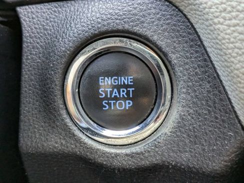 Used 2019 Toyota RAV4 XLE Premium FWD image 30