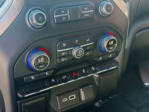 Used 2021 Chevrolet Silverado 1500 RST w/ Z71 Off-Road Package AWD/4WD image 14