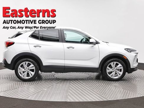 Used 2024 Buick Encore GX Preferred FWD image 4