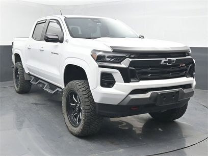 Used 2024 Chevrolet Colorado Z71 w/ Z71 Convenience Package 2