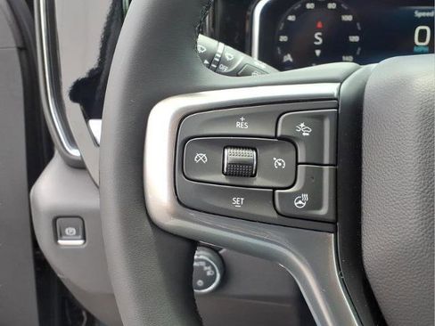 Used 2025 Chevrolet Silverado 1500 LT AWD/4WD image 15
