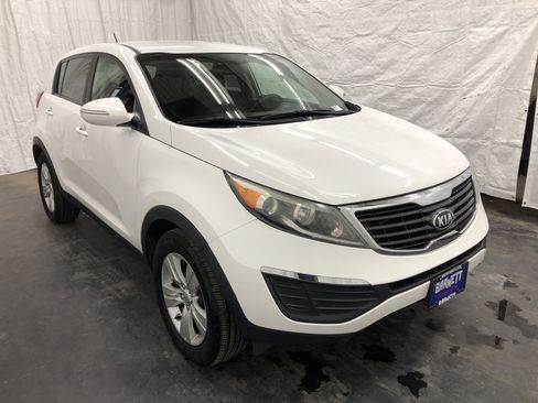 Used 2013 Kia Sportage LX image 2