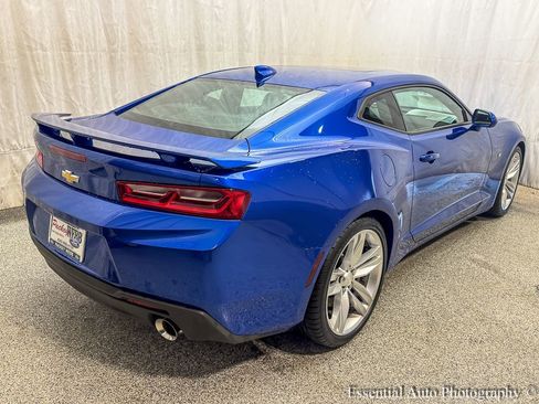 Used 2018 Chevrolet Camaro SS image 9