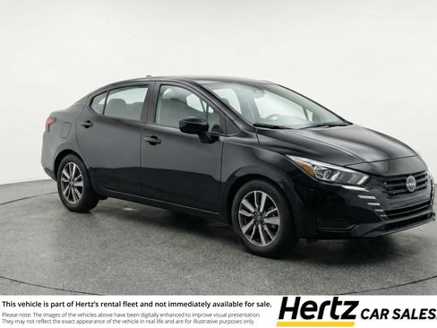 Used 2025 Nissan Versa SV image 1