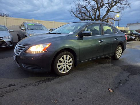 Used 2014 Nissan Sentra SV image 1