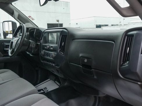 Used 2018 Chevrolet Silverado 2500 W/T w/ WT Fleet Convenience Package RWD image 12