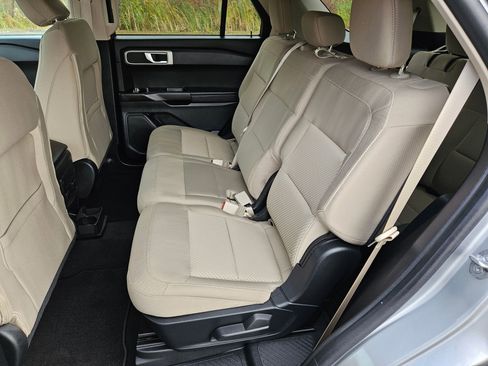 Certified 2022 Ford Explorer 4WD image 19