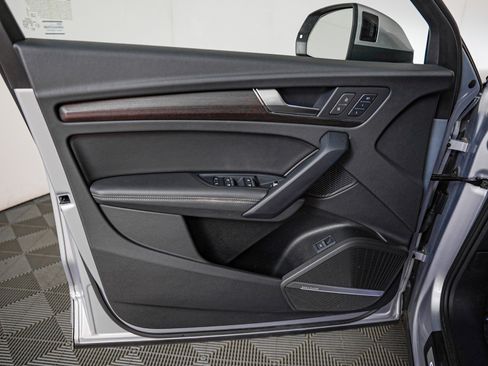 Certified 2023 Audi Q5 2.0T Premium Plus w/ Premium Plus Package image 24