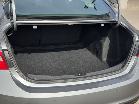 Used 2024 Chevrolet Malibu LT image 23