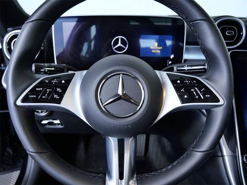 Used 2025 Mercedes-Benz C 300 4MATIC Sedan image 23
