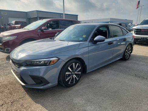 Used 2024 Honda Civic EX image 1