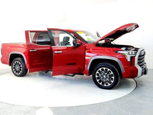 Used 2025 Toyota Tundra Limited image 12