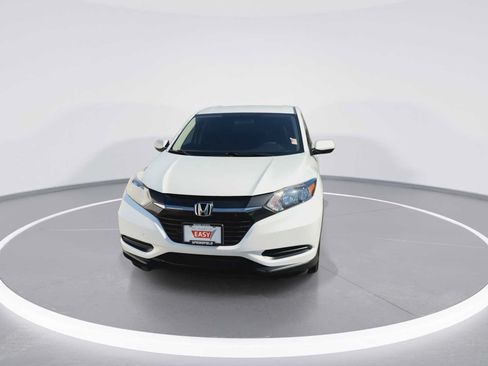Used 2016 Honda HR-V LX image 3