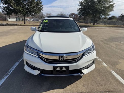 Used 2016 Honda Accord EX-L image 2