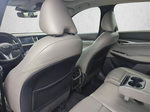 Used 2023 INFINITI QX50 Luxe FWD image 21