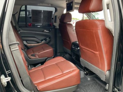 Used 2020 Chevrolet Tahoe Premier w/ Premier Plus Edition AWD/4WD image 23
