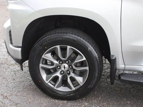 Used 2020 Chevrolet Silverado 1500 RST AWD/4WD image 12