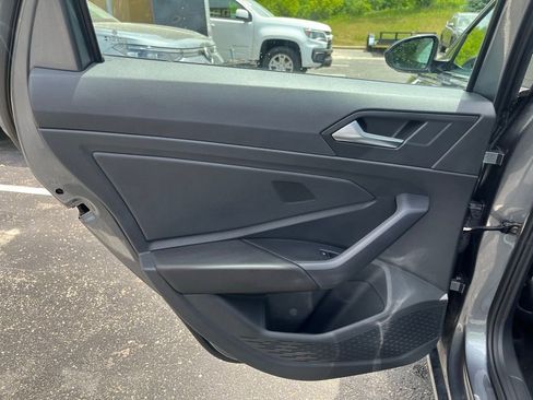 Used 2025 Volkswagen Jetta S FWD image 23